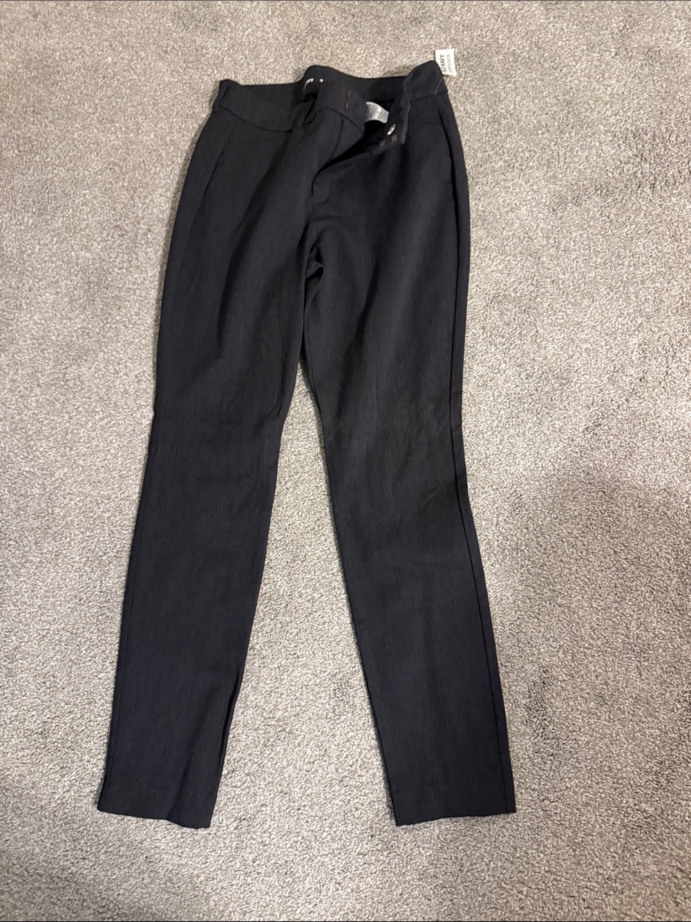 Old Navy charcoal women’s Dress Pants